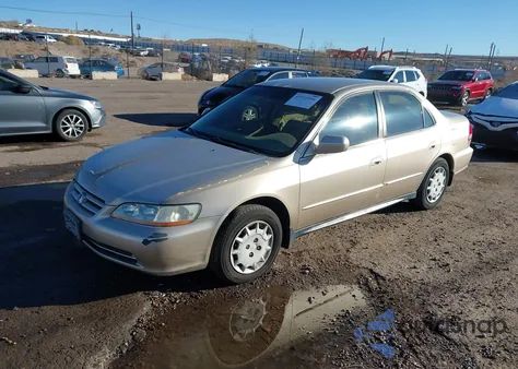 2001 Honda Accord 2.3 Lx from USA, damaged, VIN 1HGCG56491A127200